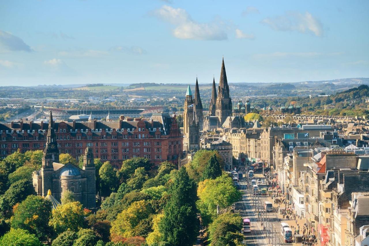 Spacious City Centre Family Room Edinburg Exteriör bild